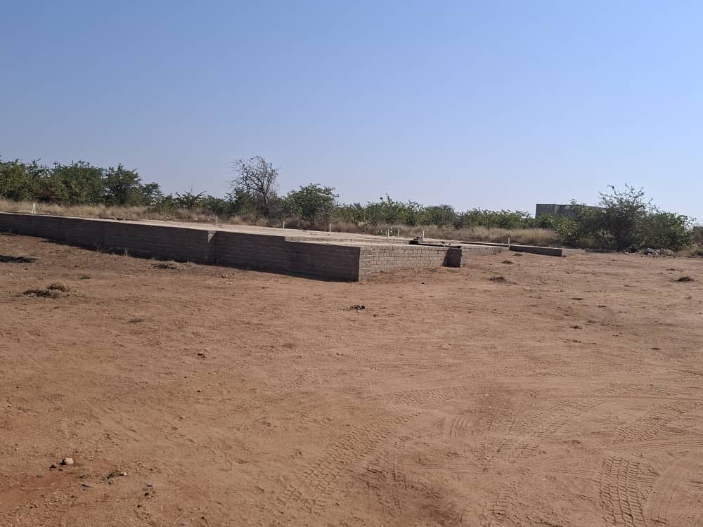 Low Density Stand at Slab Level — For Sale — image 4
