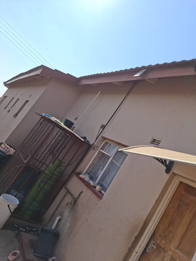 New Medium Density 8-Roomed House — For Sale — image 1